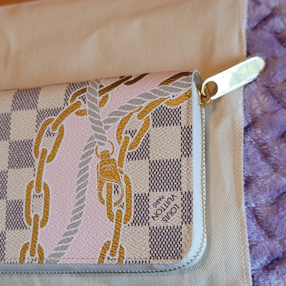 Louis Vuitton Damier Azur Chain Lock LV PRINT Large Zippy Wallet New LIMITED ED. - Picture 8 of 17